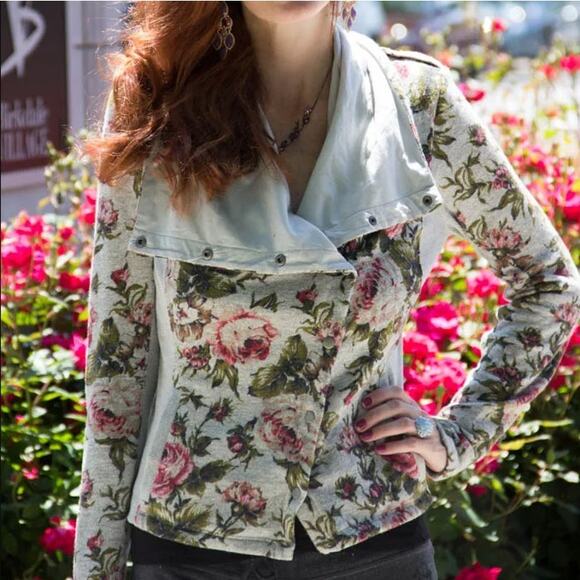 Saturday Sunday Anthropologie Knit Florascape Moto Jacket Small - Picture 7 of 7